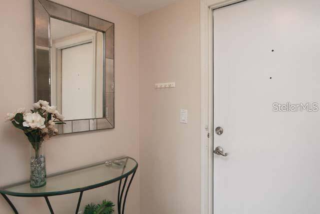 7153 W COUNTRY CLUB DR N #146, Sarasota, FL 34243