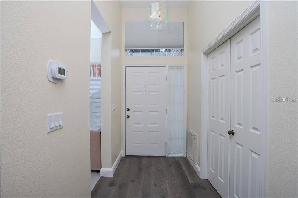 7725 WHITEBRIDGE GLN, University Park, FL 34201