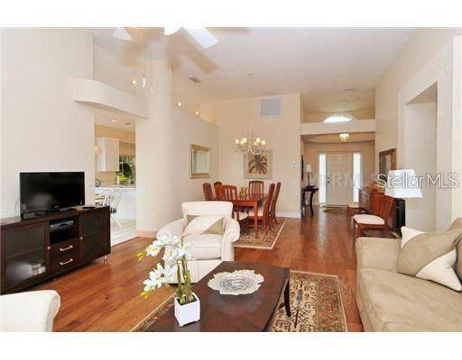 6718 VIRGINIA XING, University Park, FL 34201