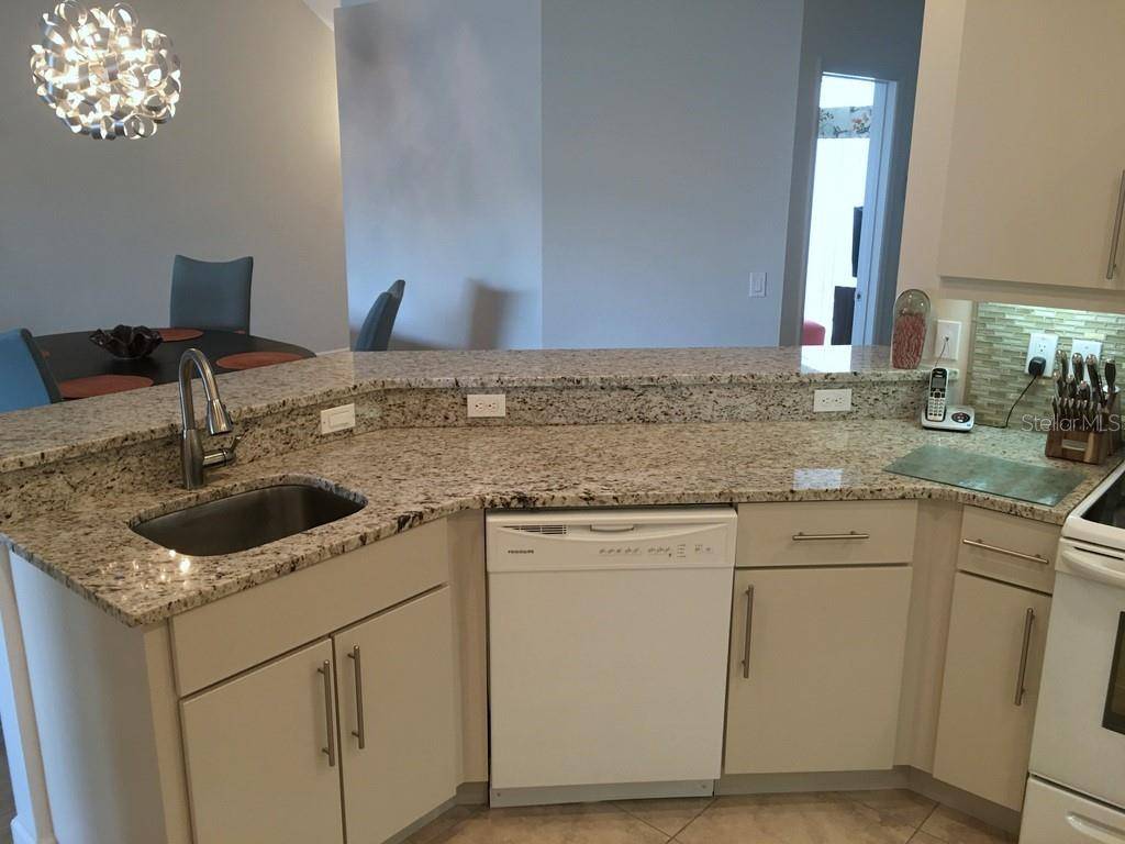6640 7TH AVENUE CIR W #1513, Bradenton, FL 34209