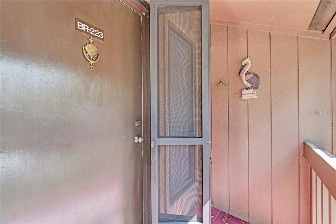 1677 BROOKHOUSE CIRCLE #BR223, Sarasota, FL 34231