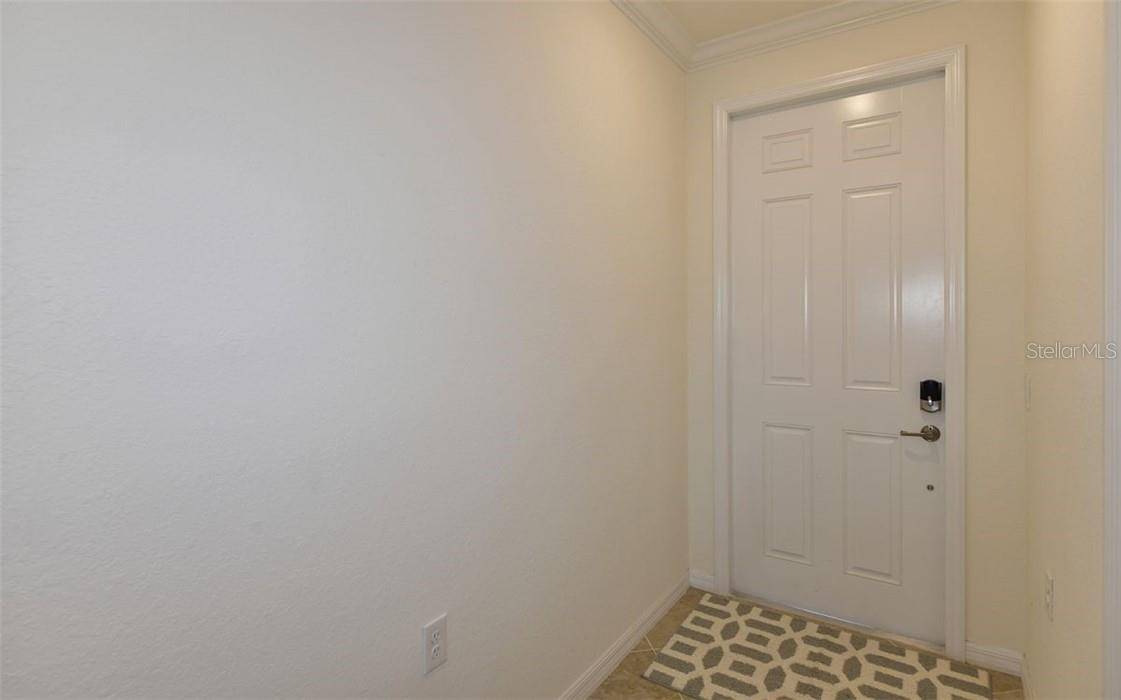 17520 GAWTHROP DR #203, Lakewood Ranch, FL 34211