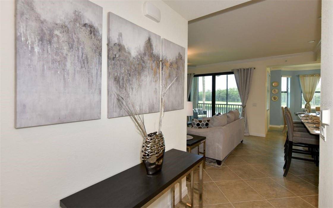 17520 GAWTHROP DR #203, Lakewood Ranch, FL 34211