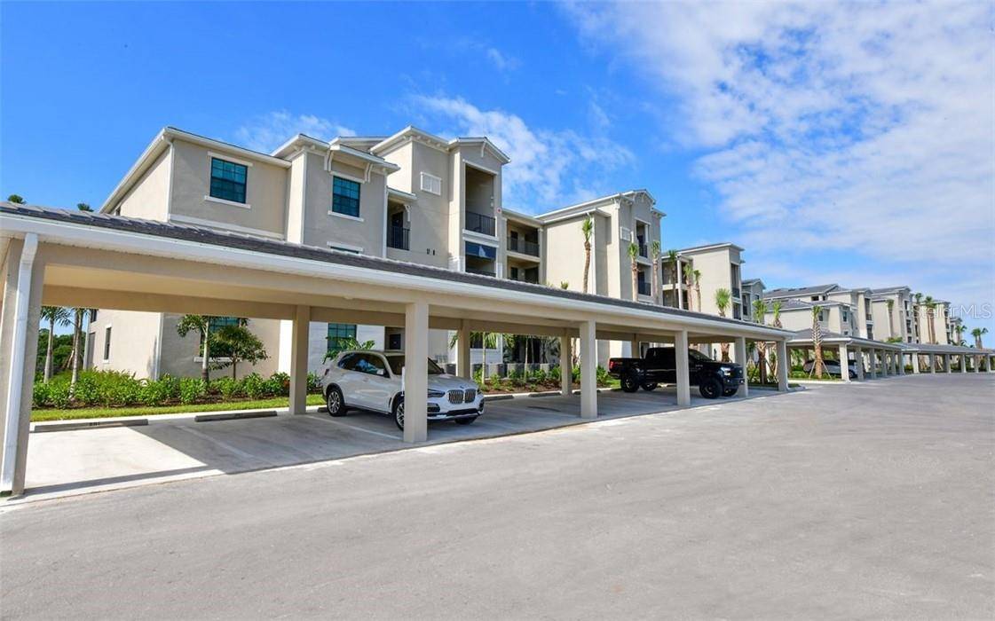 17520 GAWTHROP DR #203, Lakewood Ranch, FL 34211