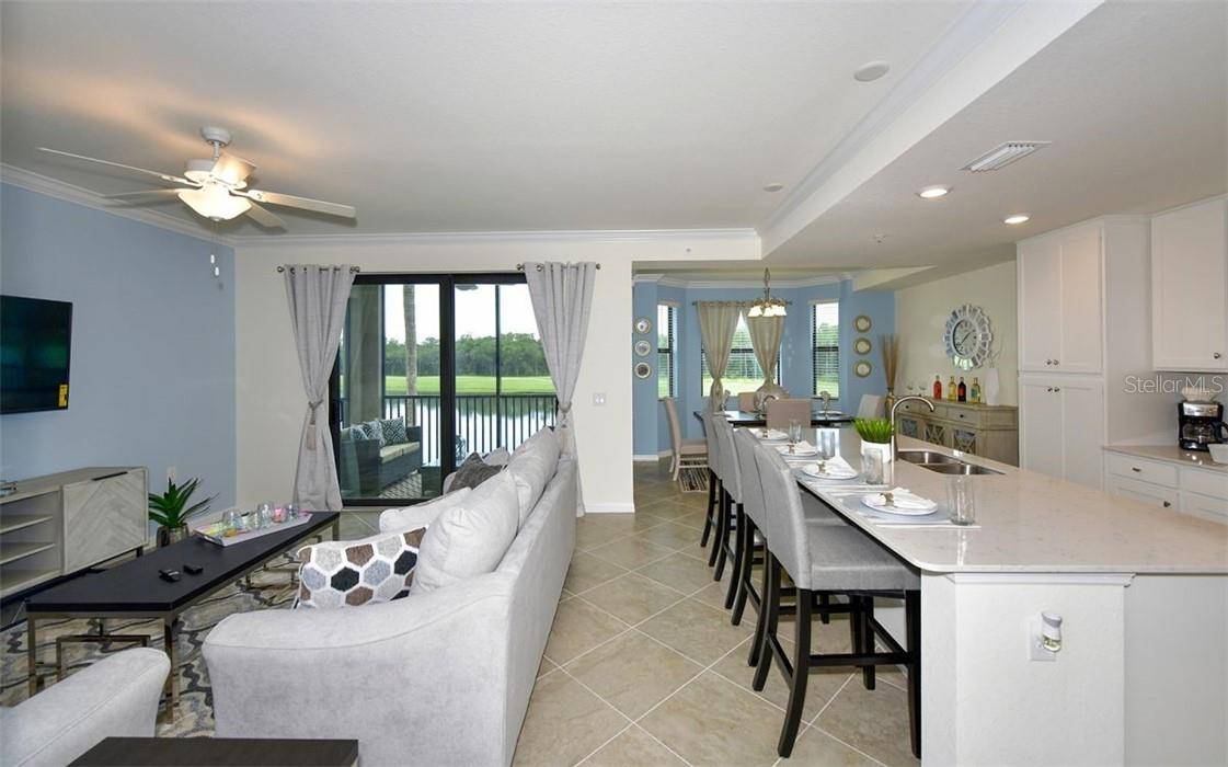 17520 GAWTHROP DR #203, Lakewood Ranch, FL 34211