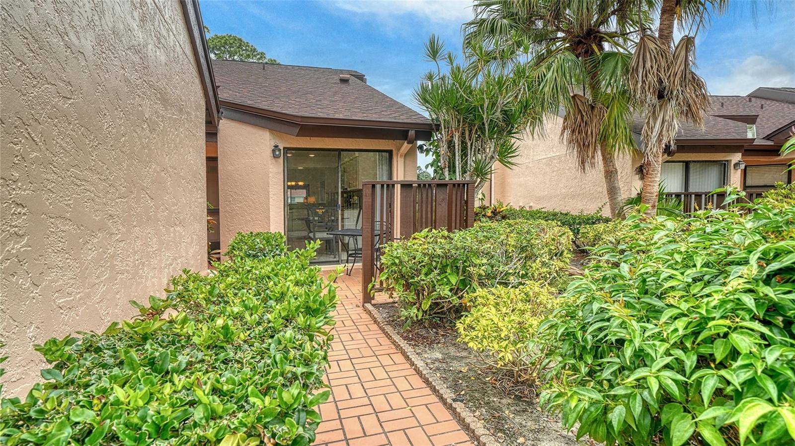 6281 TIMBERLAKE DR #H6, Sarasota, FL 34243
