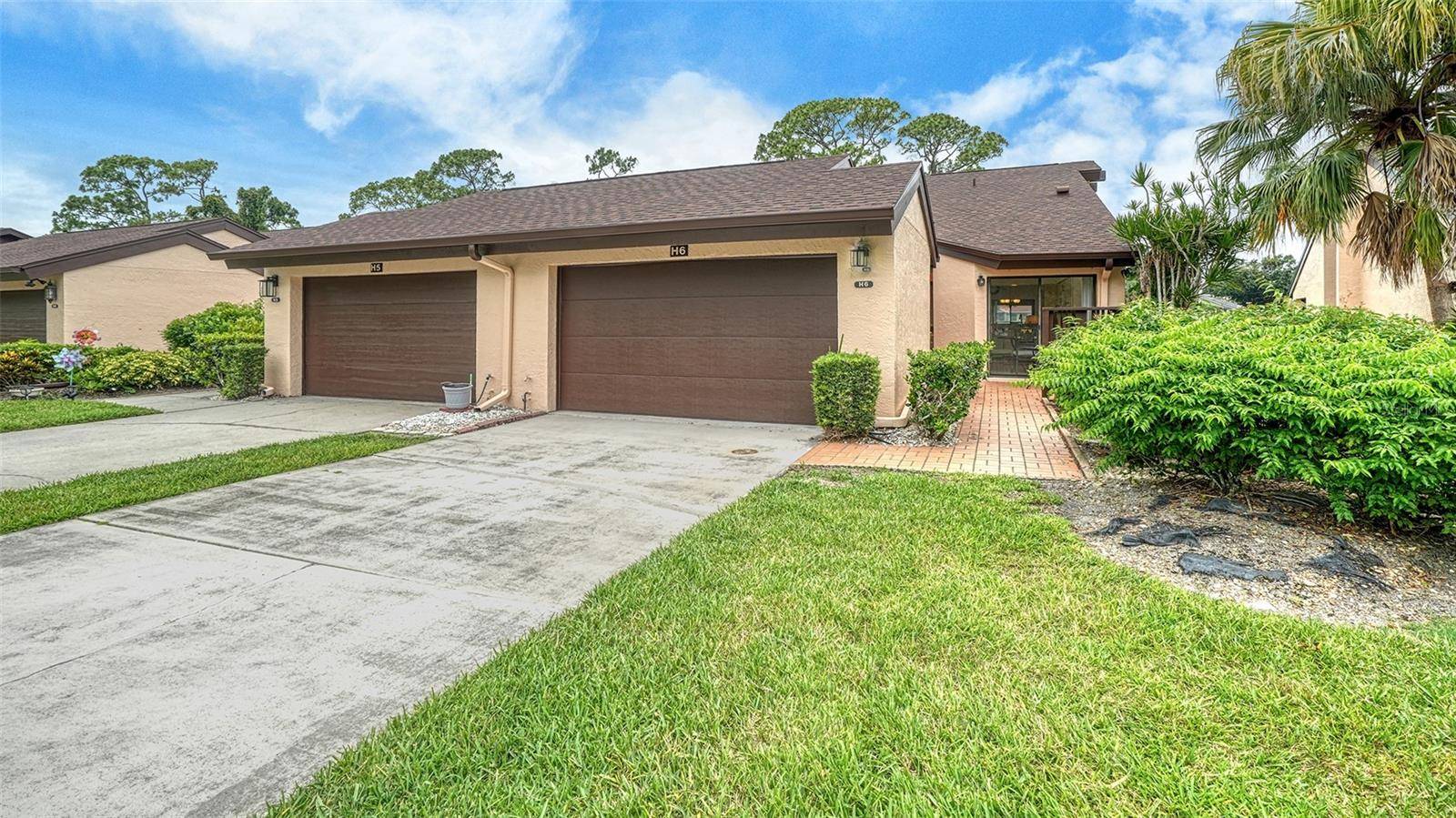 6281 TIMBERLAKE DR #H6, Sarasota, FL 34243
