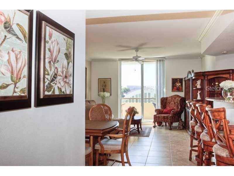 800 N. TAMIAMI TRAIL #303, Sarasota, FL 34236