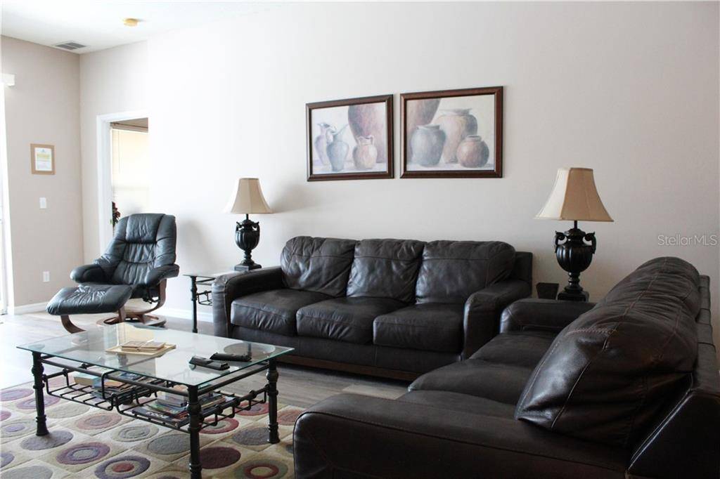 4668 56TH TER E, Bradenton, FL 34203
