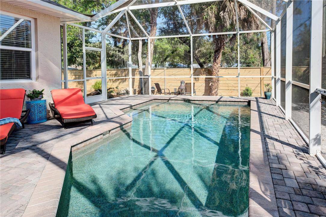 2330 BRADFORD ST, Sarasota, FL 34231