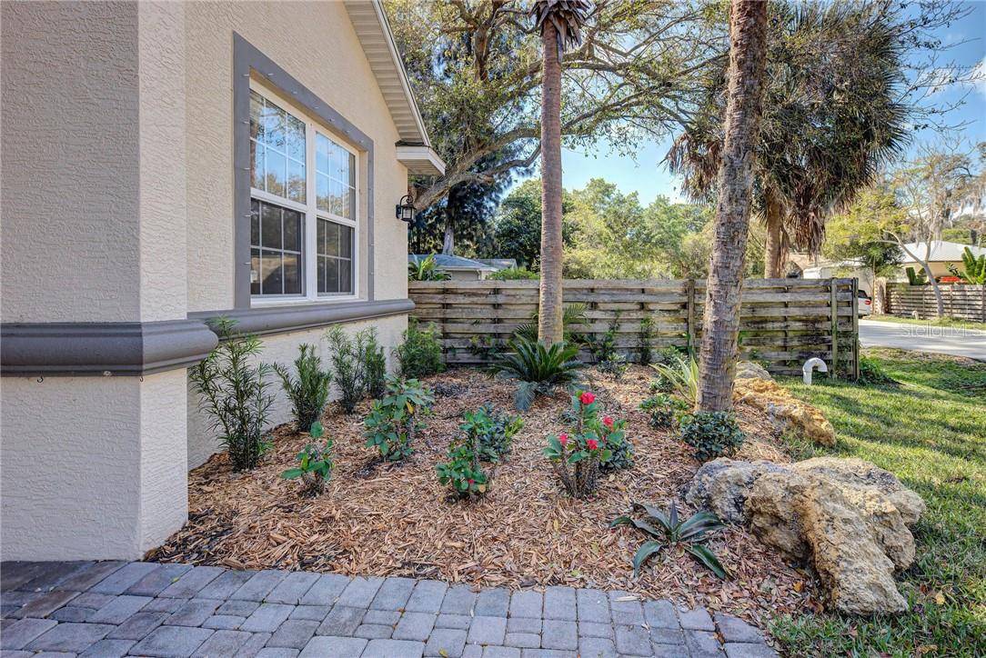 2330 BRADFORD ST, Sarasota, FL 34231