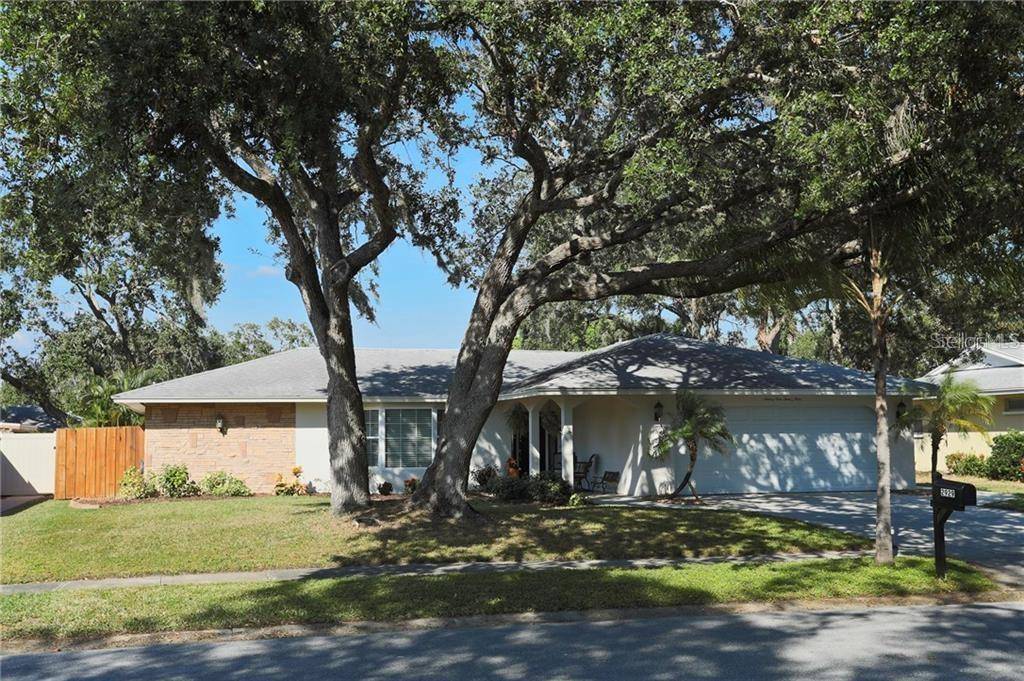 2929 MAYFLOWER ST, Sarasota, FL 34231