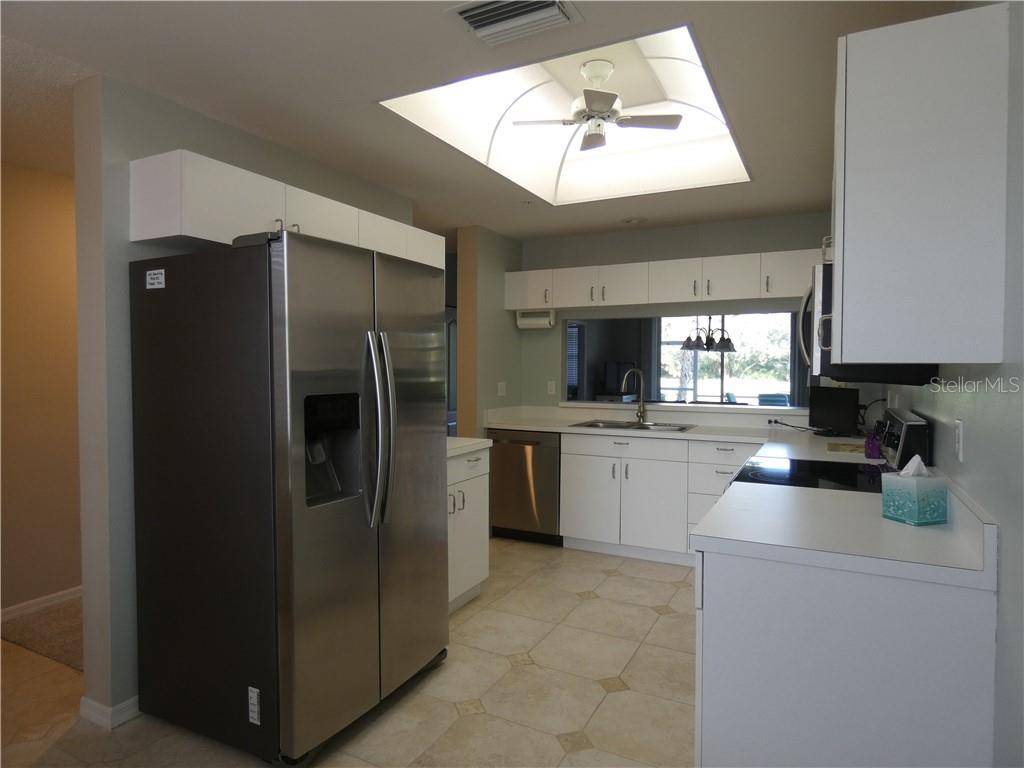 8735 OLDE HICKORY AVE #8101, Sarasota, FL 34238