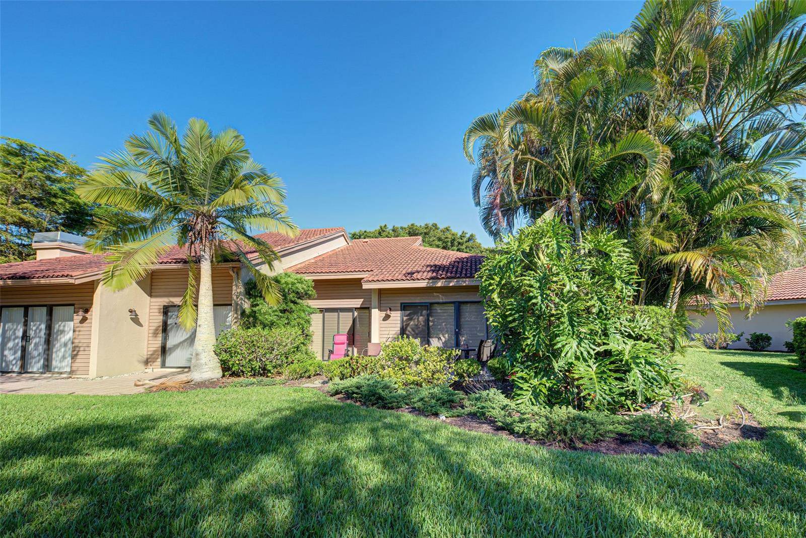 1740 LANDINGS BLVD #39, Sarasota, FL 34231