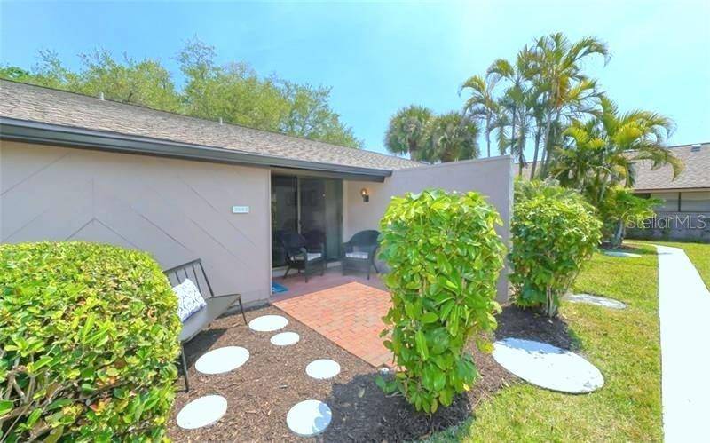 3543 LONGMEADOW #22, Sarasota, FL 34235