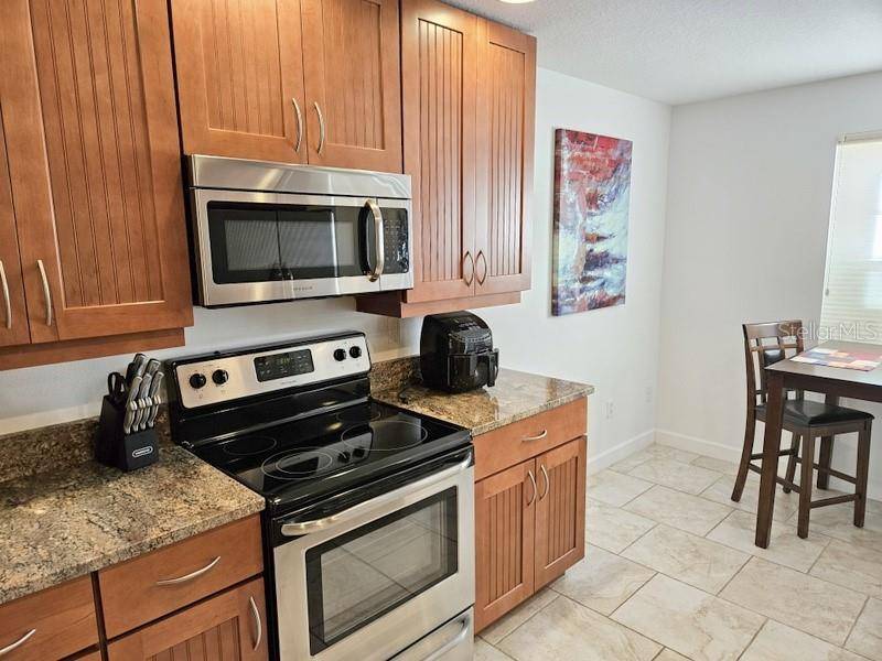 6618 7TH AVENUE CIR W #1404, Bradenton, FL 34209