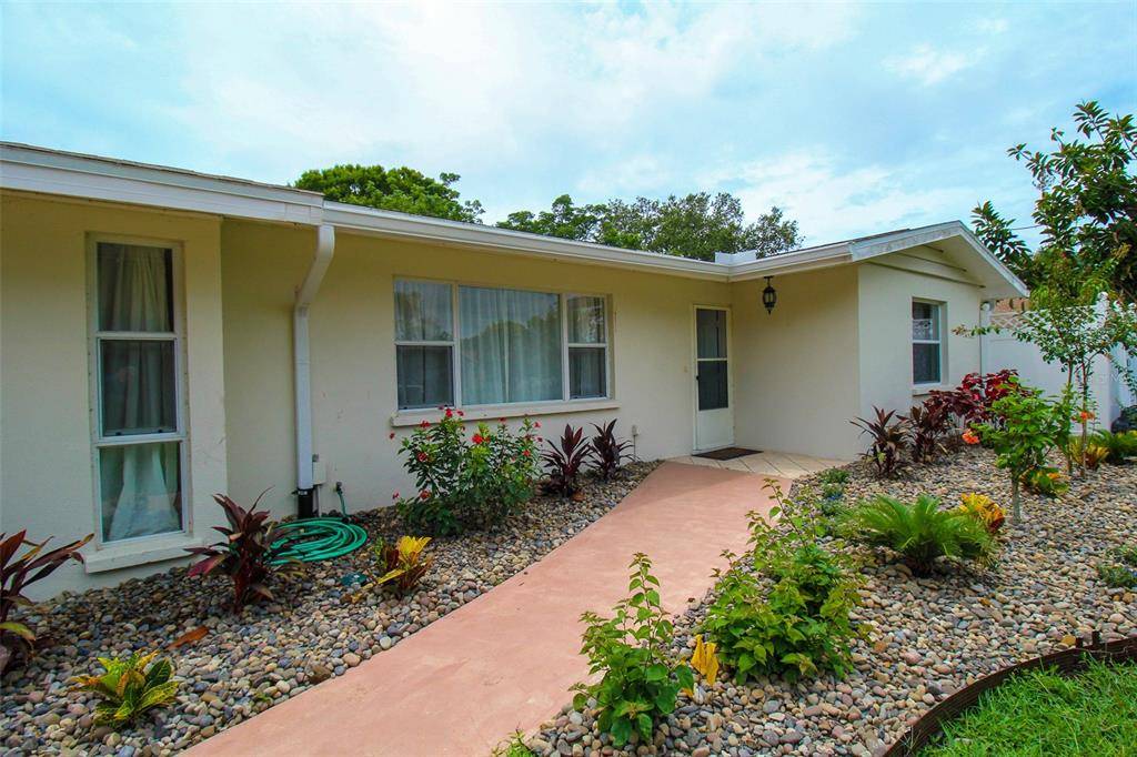 2232 PINE TER, Sarasota, FL 34231