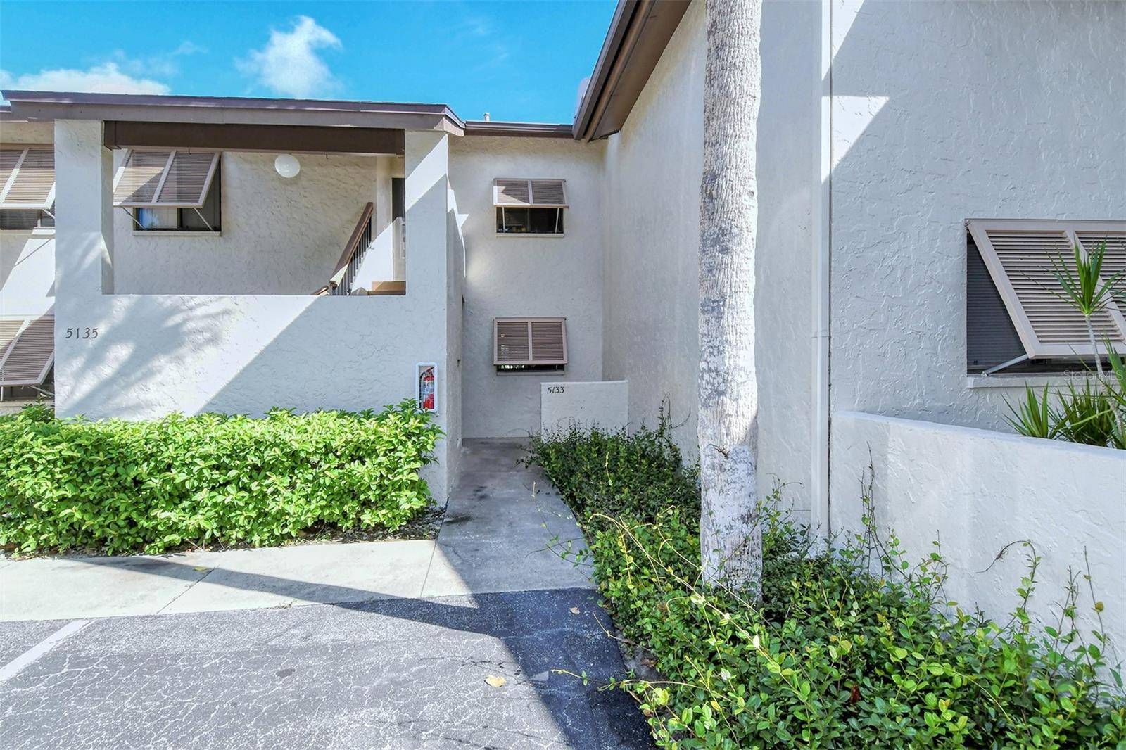 5133 WILLOW LINKS #11, Sarasota, FL 34235