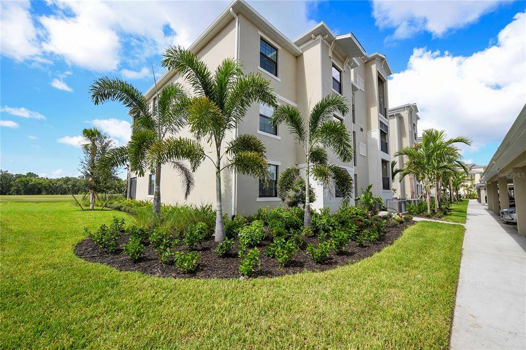 17810 GAWTHROP ST #101, Lakewood Ranch, FL 34211