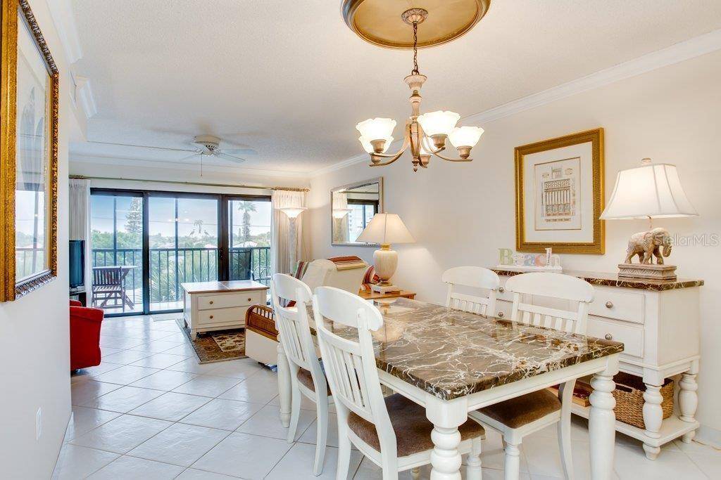 1001 BENJAMIN FRANKLIN DR #404, Sarasota, FL 34236