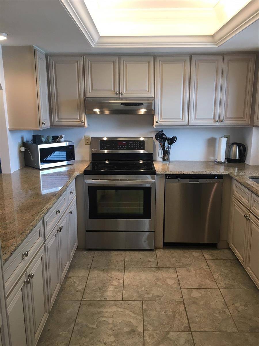 Address not disclosed, Sarasota, FL 34236