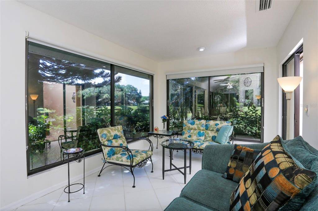 226 SOUTHAMPTON LN #257, Venice, FL 34293