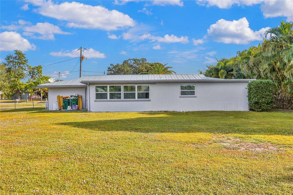 161 EASTON DR NW, Port Charlotte, FL 33952