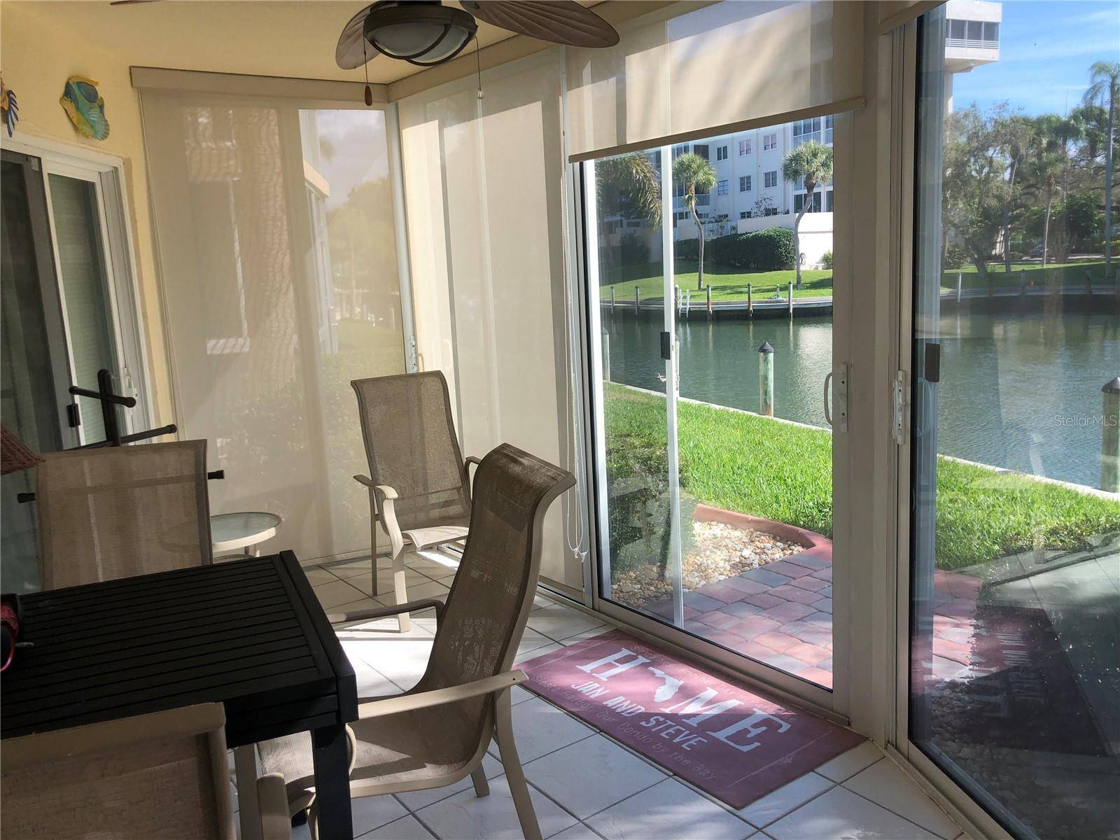 1250 N PORTOFINO DR #102MAR, Sarasota, FL 34242
