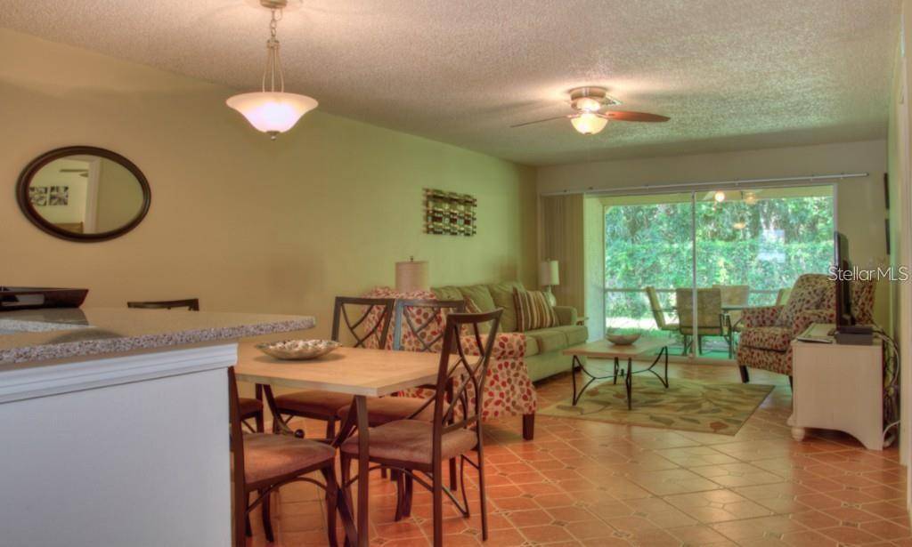 7062 W COUNTRY CLUB DR N #7062, Sarasota, FL 34243