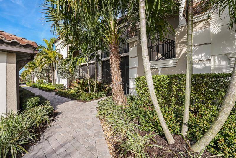 5664 PALMER CIR #202, Bradenton, FL 34211