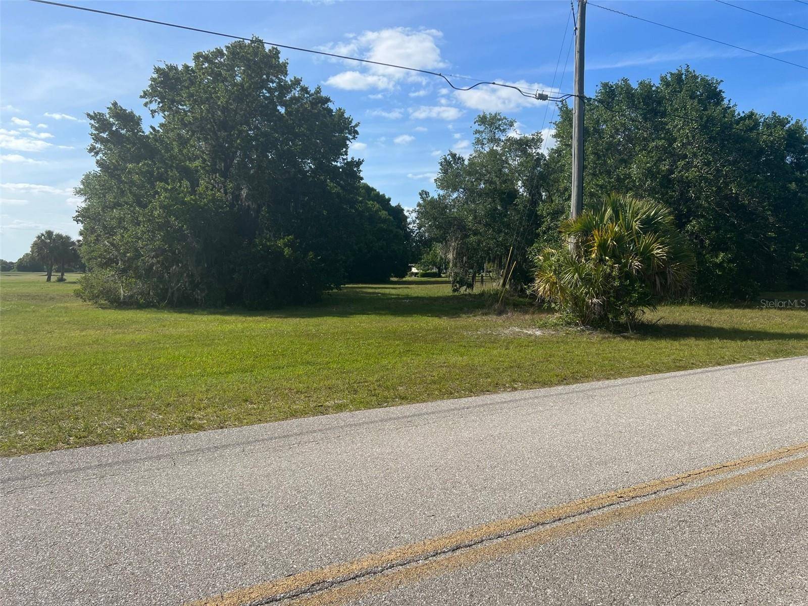 8104 SW LIVERPOOL RD, Arcadia, FL 34269