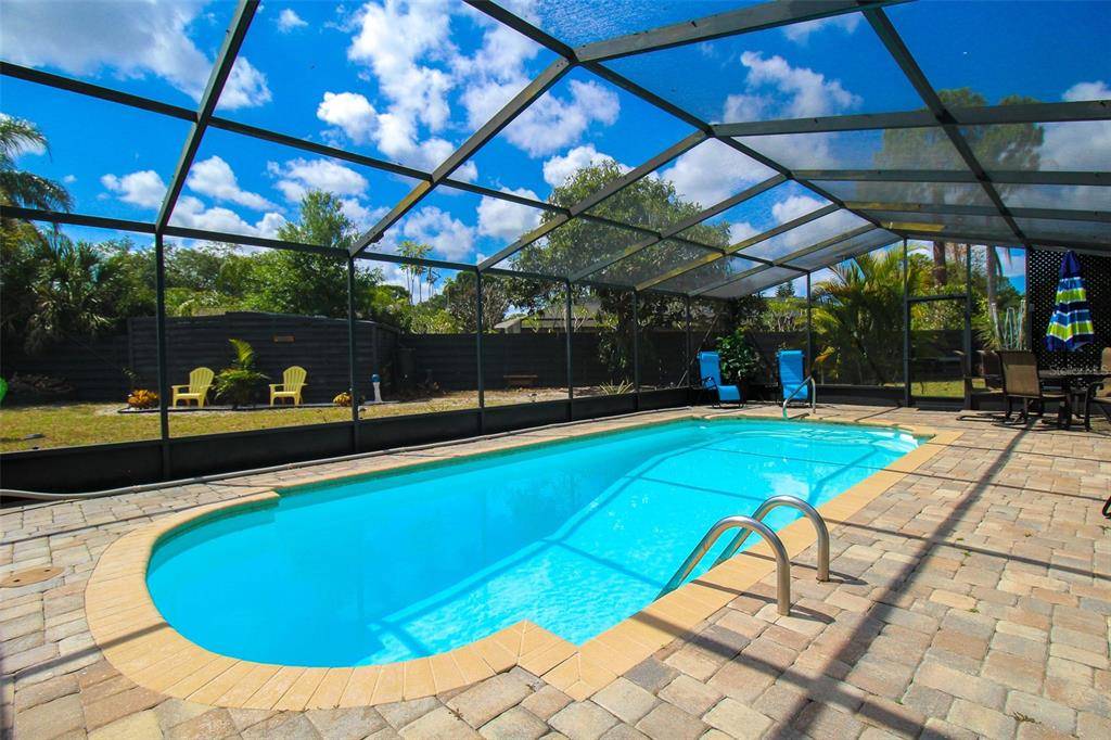 3852 GATEWOOD DR, Sarasota, FL 34232