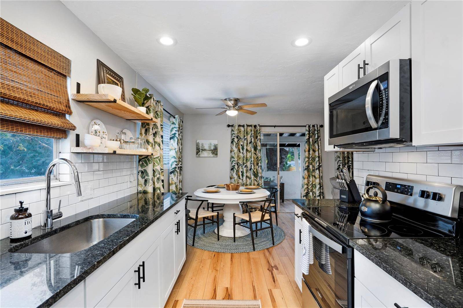 4705 HOLLINGSWORTH AVE, Sarasota, FL 34233