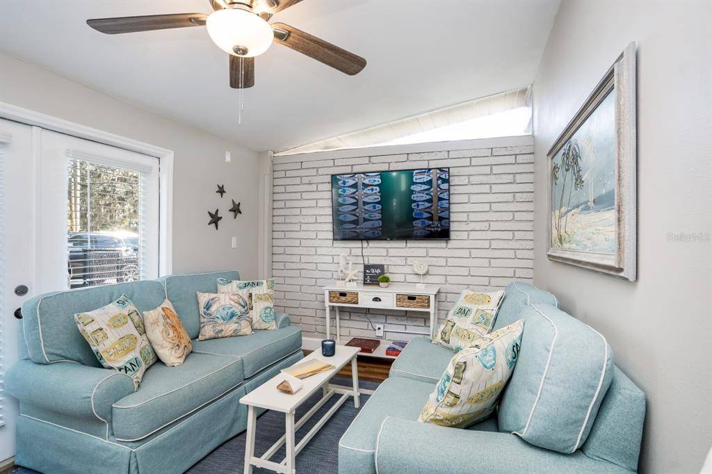 2213 WASON RD #1, Sarasota, FL 34231