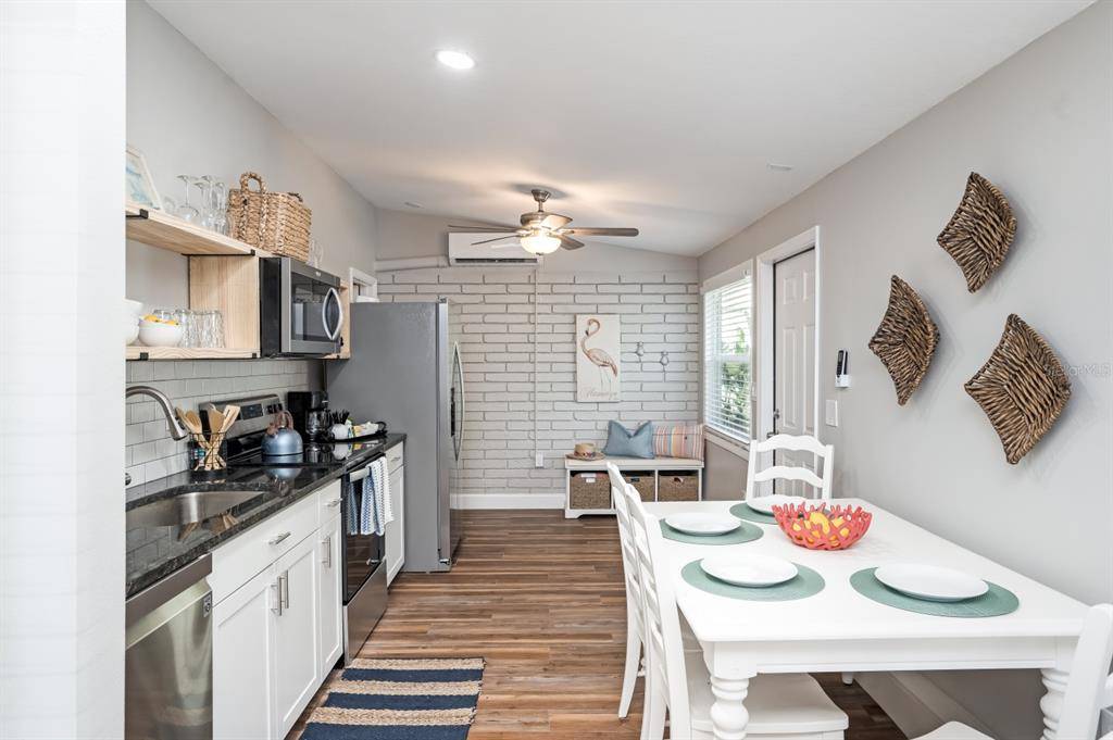 2213 WASON RD #1, Sarasota, FL 34231