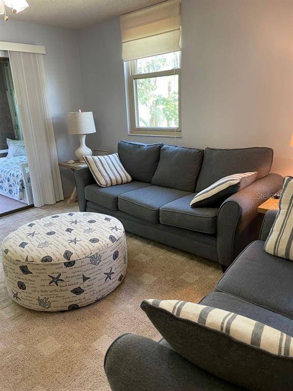 206 LAKEWOOD DR #206, Bradenton, FL 34210