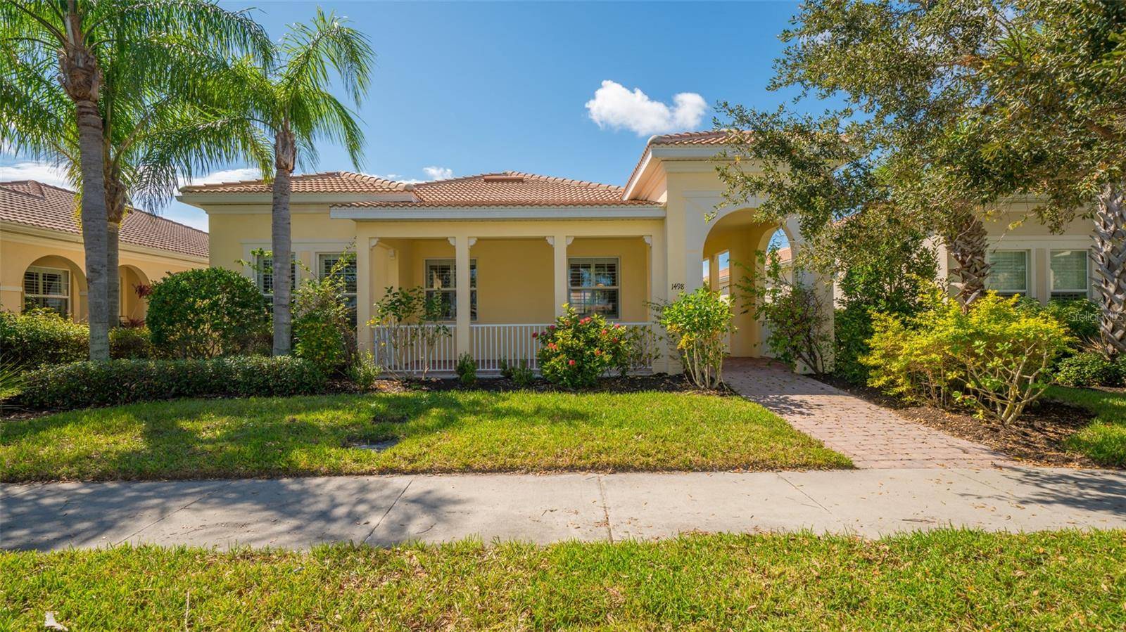 1498 ERNESTO DR, Sarasota, FL 34238
