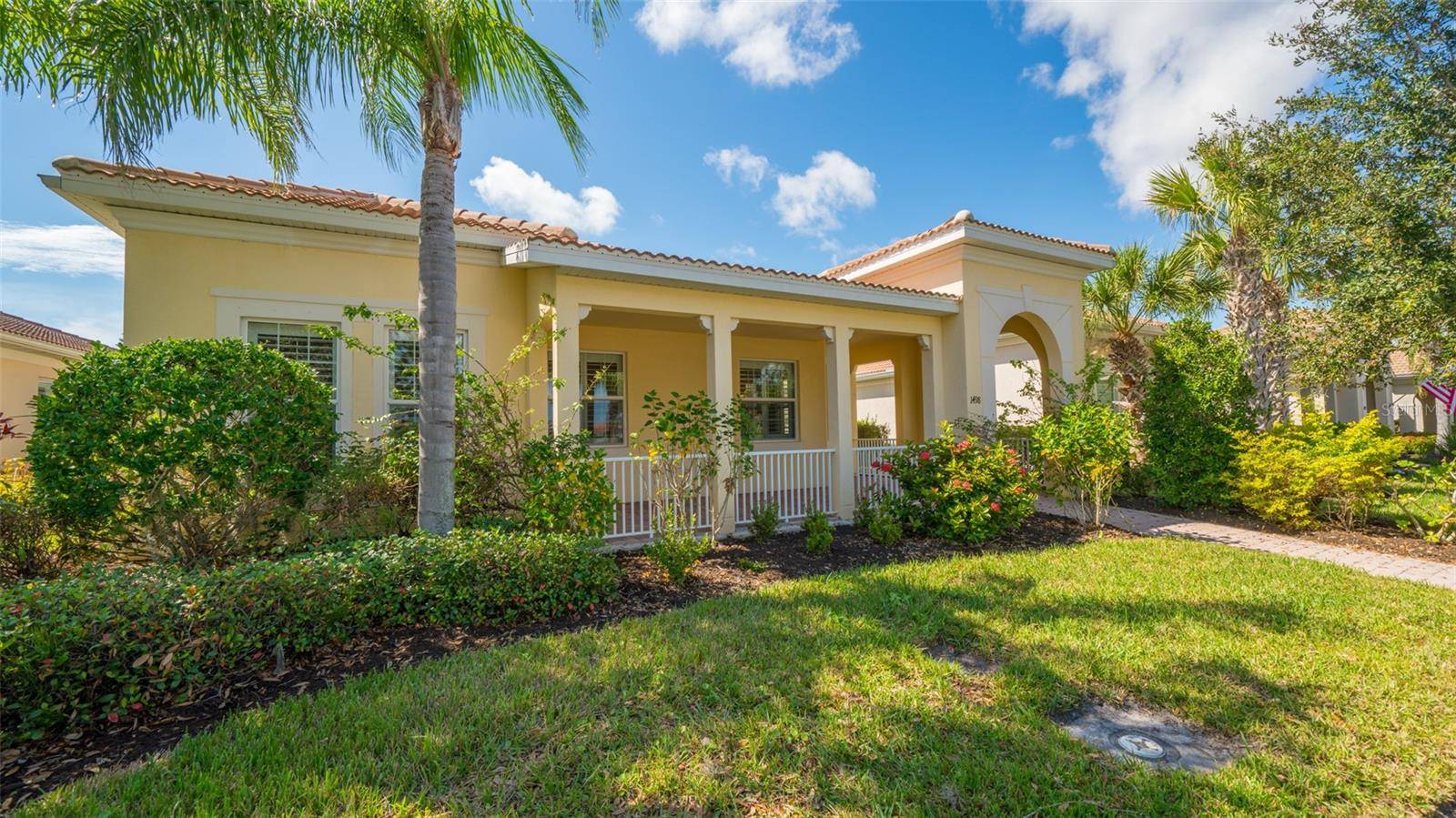 1498 ERNESTO DR, Sarasota, FL 34238