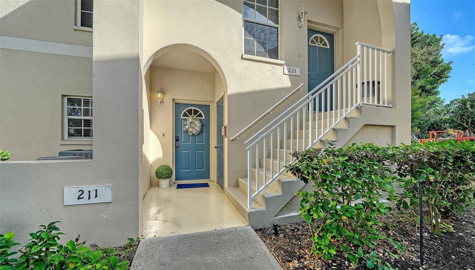 8375 GLENROSE WAY #211, Sarasota, FL 34238