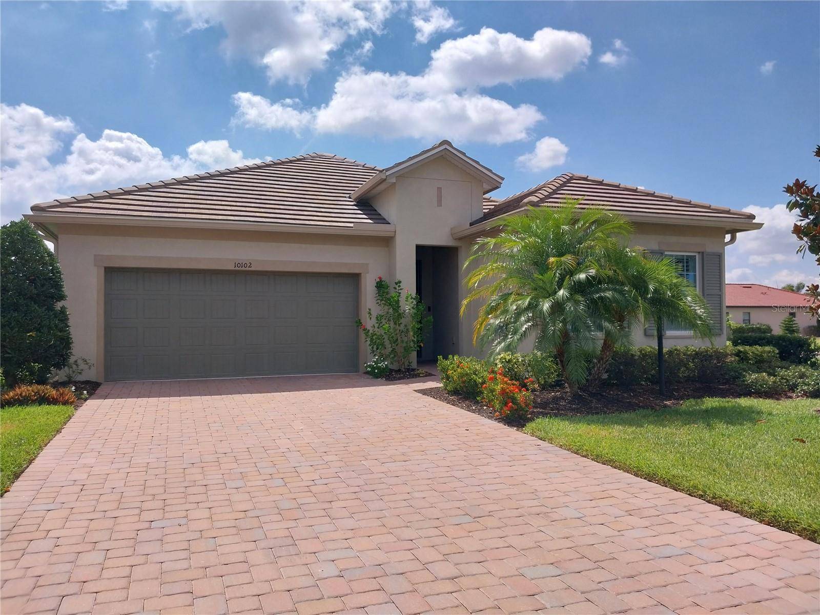 10102 CARNOUSTIE PL, Bradenton, FL 34211