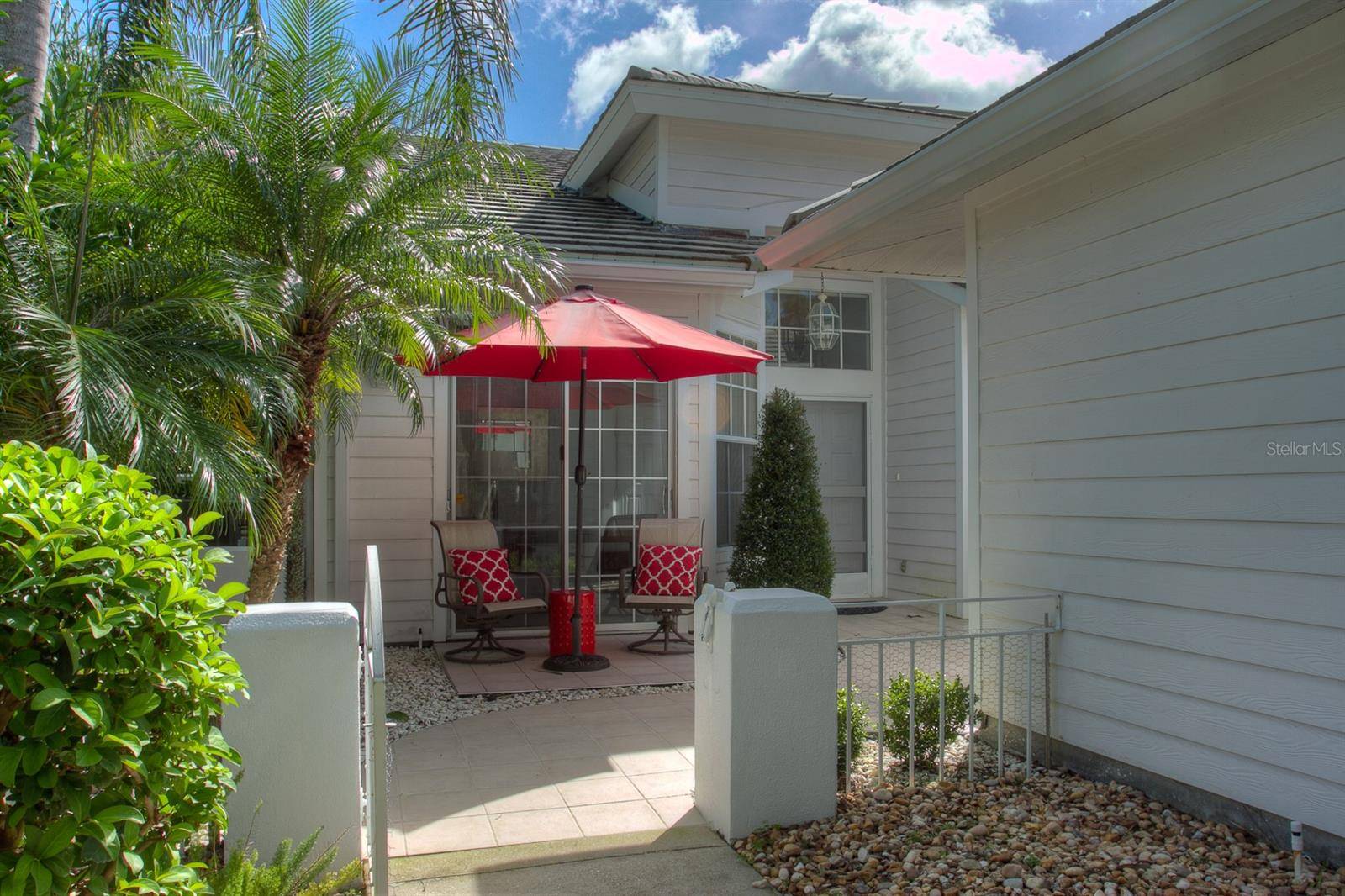 7911 WHITEBRIDGE GLN, University Park, FL 34201