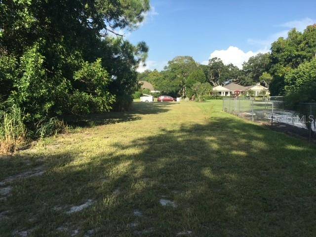 3910 DUNN DR, Sarasota, FL 34233
