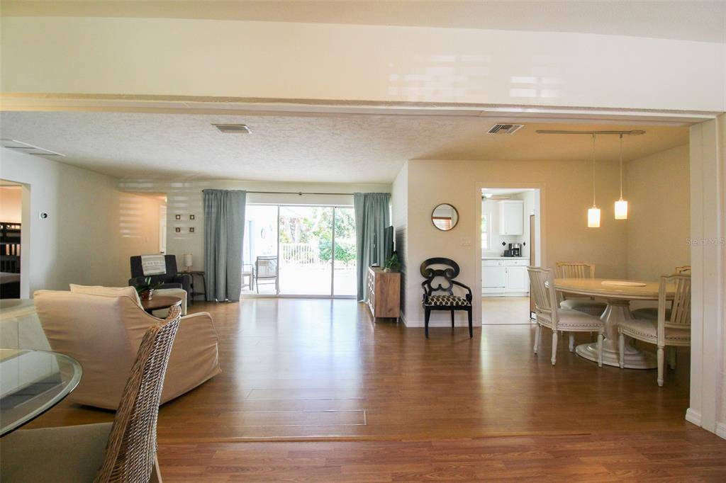3223 ROWENA ST, Sarasota, FL 34231