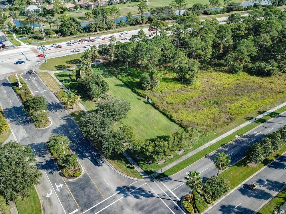 3020 BOBCAT VILLAGE CENTER RD, North Port, FL 34288