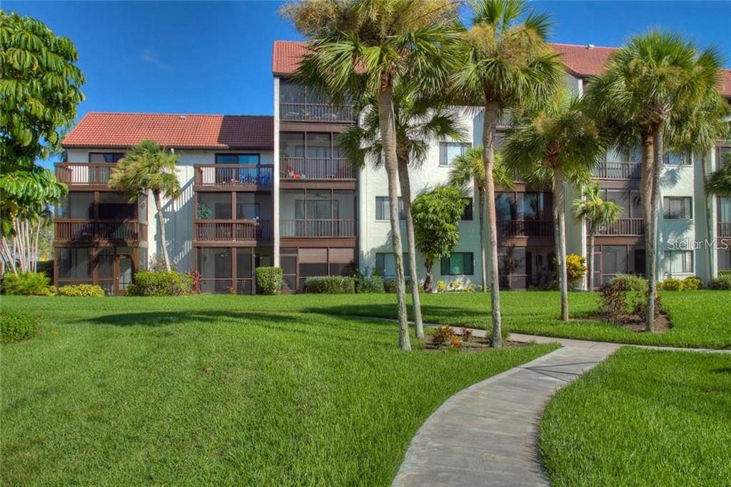 1622 STICKNEY POINT RD #22-202, Sarasota, FL 34231