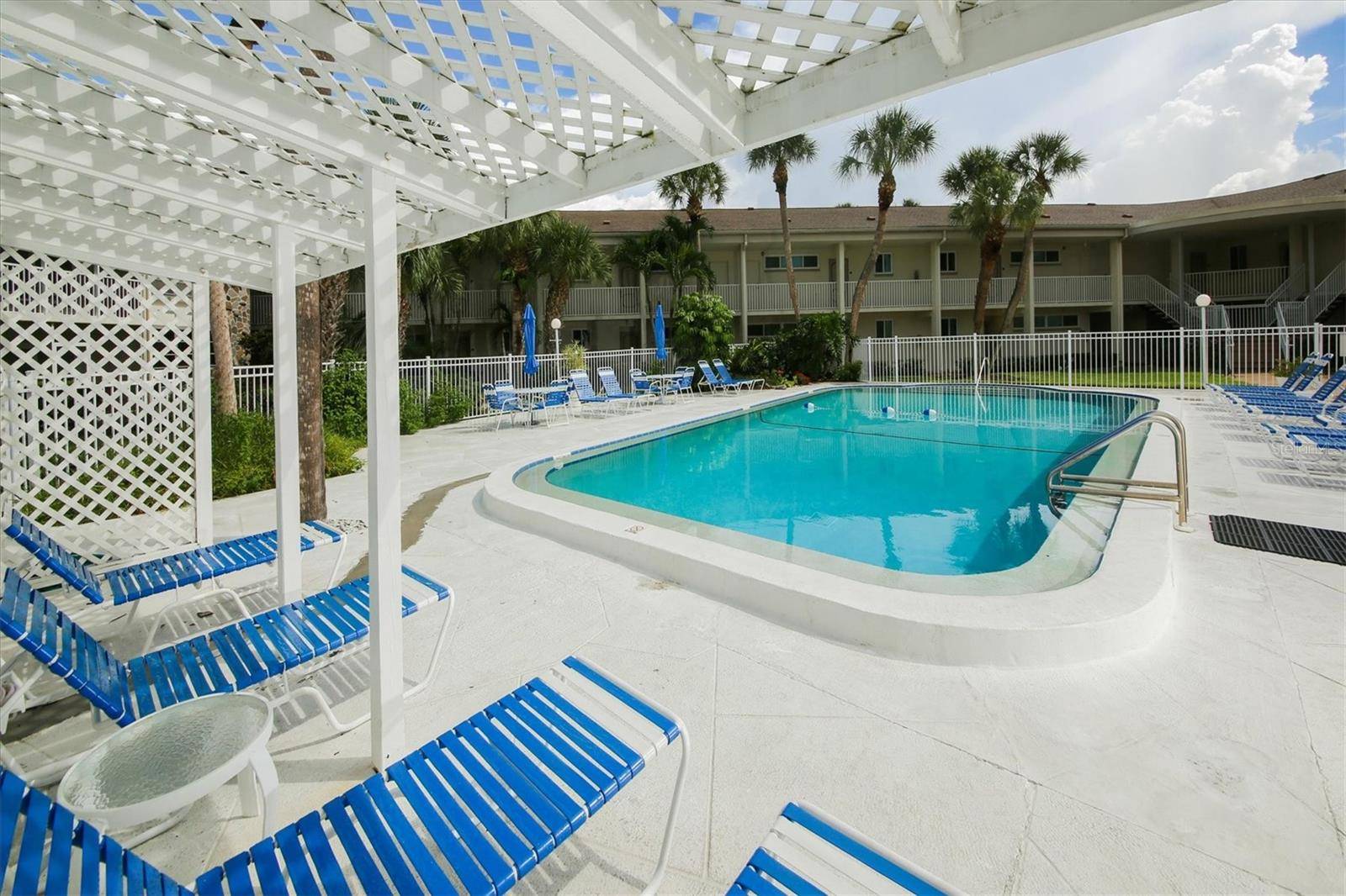 500 S WASHINGTON DR #18B, Sarasota, FL 34236