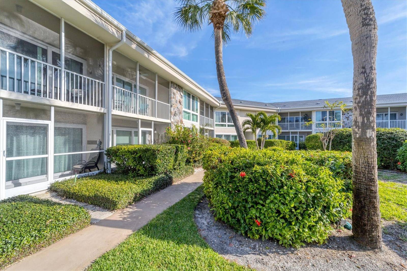 500 S WASHINGTON DR #18B, Sarasota, FL 34236