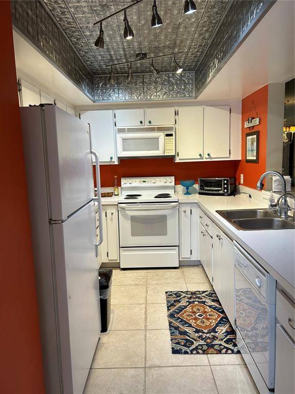 6102 7TH AVE W #6102, Bradenton, FL 34209