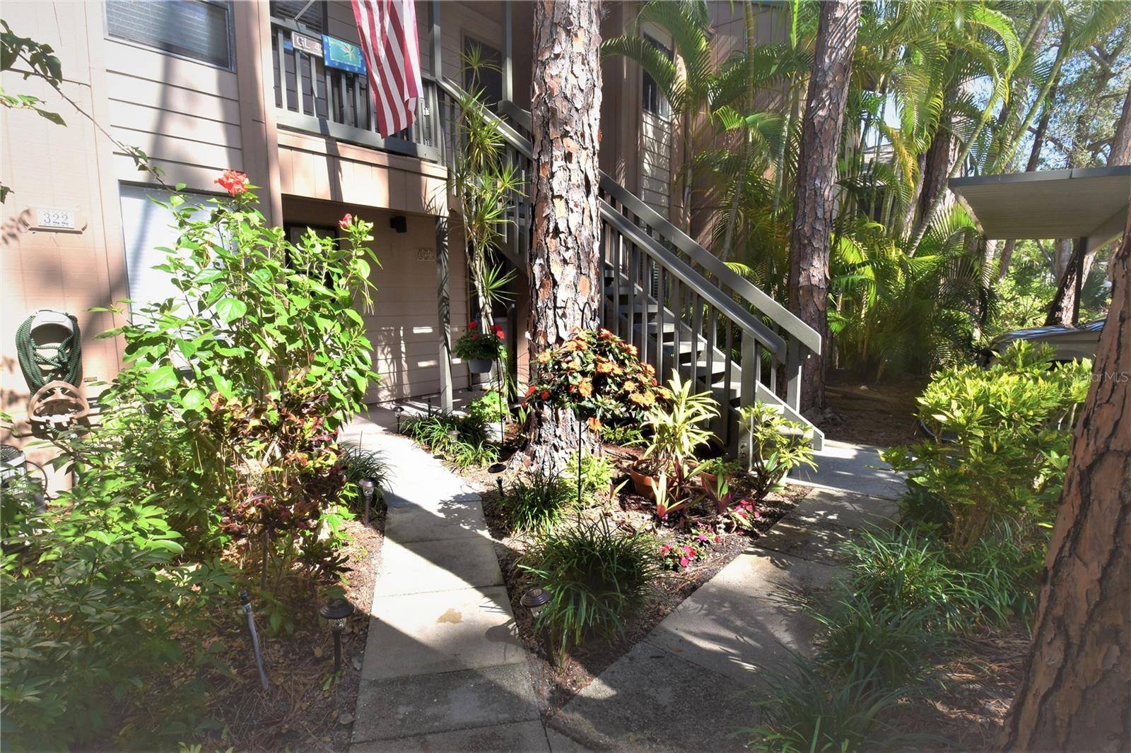 1716 GLENHOUSE DR #GL323, Sarasota, FL 34231