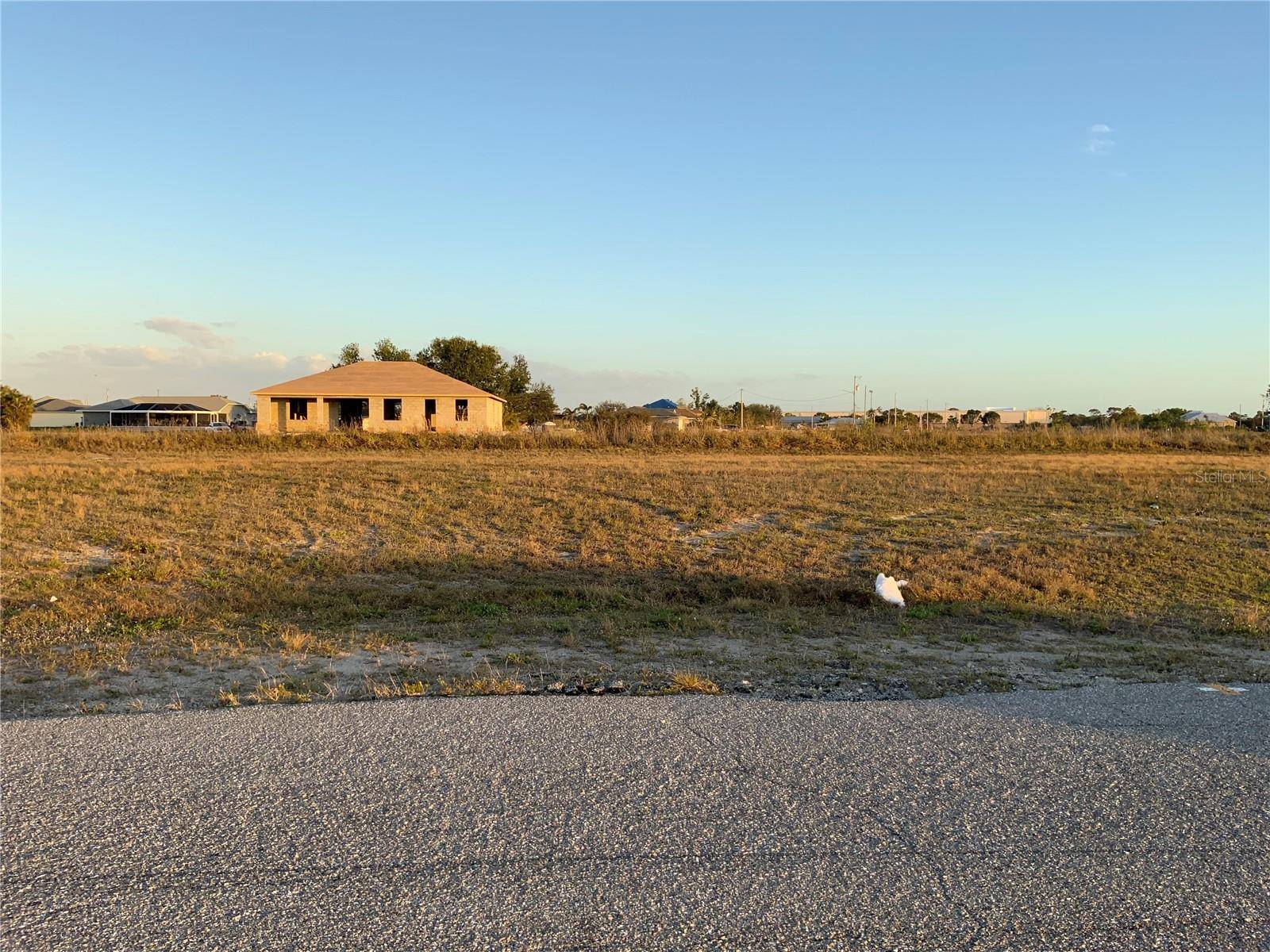 1830 NE 14TH ST, Cape Coral, FL 33909